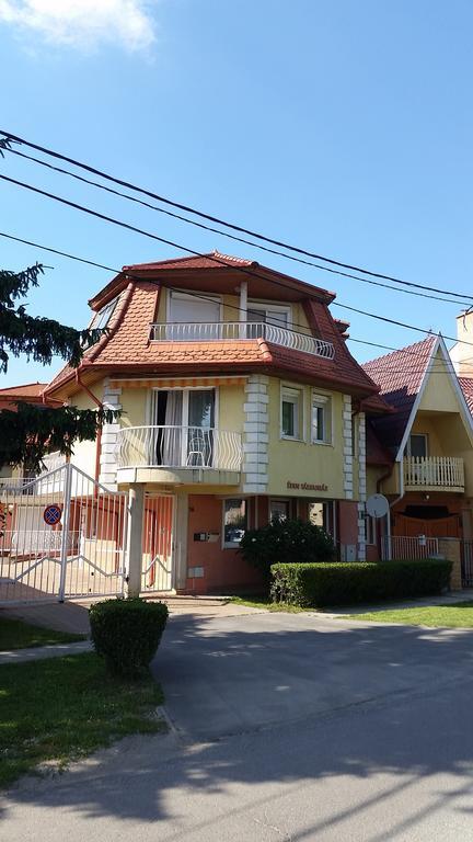 Boglárka Apartman Hajdúszoboszló Kültér fotó
